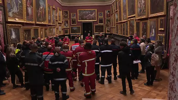 Simulation d'incendie au château de Chantilly par les sapeurs-pompiers de l'Oise