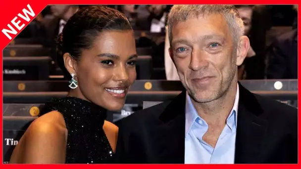 ✅  Vincent Cassel d’humeur très romantique avec Tina Kunakey