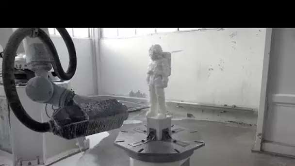 Italie : à Carrare, des robots aident les artistes à réaliser leurs œuvres d'art en marbre