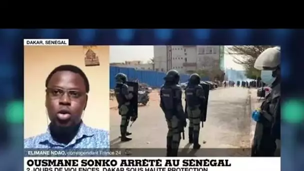 "Des scènes de guérilla urbaine se poursuivent" au Sénégal après l'arrestation de l'opposant Sonko