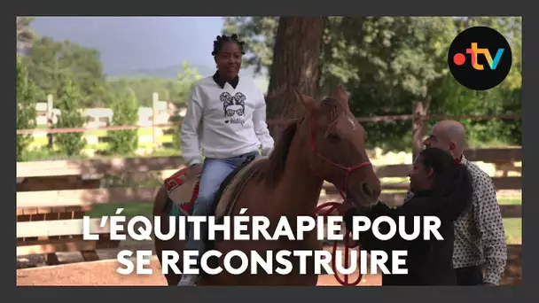 Des femmes victimes de violences conjugales se reconstruisent grâce à la thérapie par le cheval