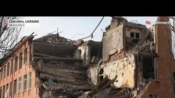 Guerre en Ukraine : à Tchernihiv, des zones résidentielles en ruines