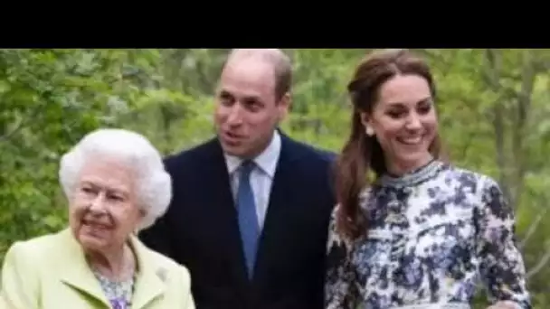 De belles photos" Kate et William déclenchent une frénésie royale alors qu'ils honorent la reine "dé