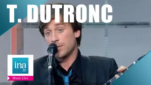 Thomas Dutronc "Comme un manouche sans guitare" (live officiel) | Archive INA