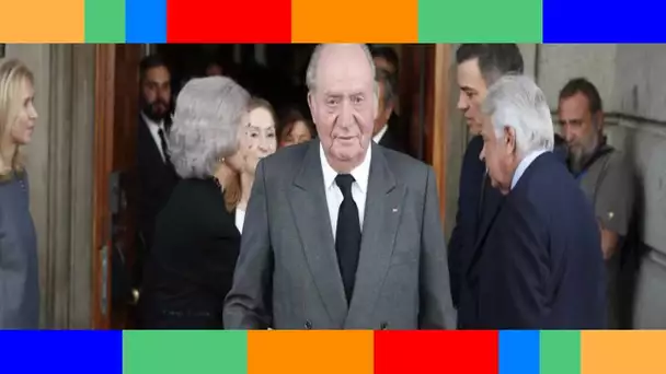 PHOTO – Exil de Juan Carlos  le roi déchu réapparaît sur un surprenant cliché