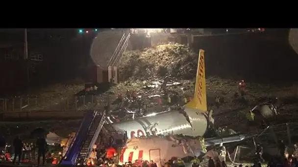 À Istanbul, les images de l'atterrissage et de la fracture de l'avion accidenté