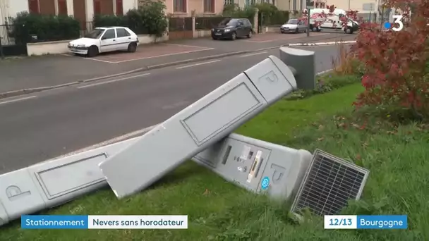 Nevers : pourquoi y a-t-il des horodateurs sur les ronds-points ?