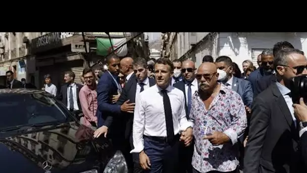 Macron en Algérie : un bain de foule improvisé tourne court