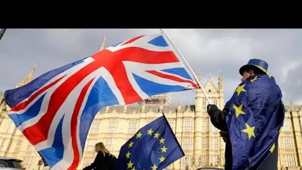 Après quatre années de turbulences, le Brexit devient réalité au Royaume-Uni