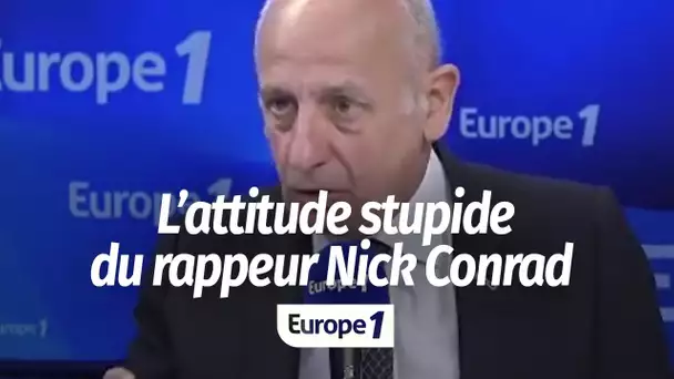 L'ATTITUDE STUPIDE DE NICK CONRAD (APHATIE)