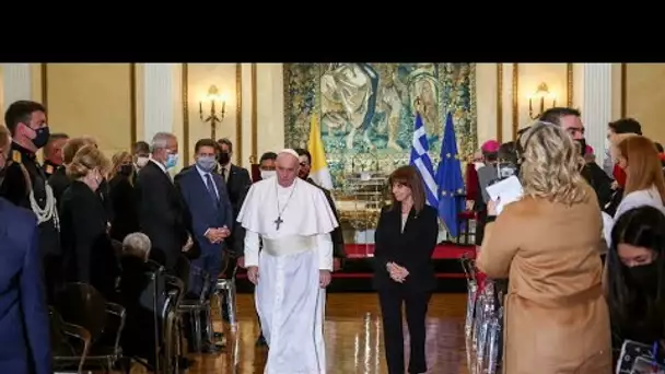 En Grèce, le pape François pointe la responsabilité de l’Europe dans la crise migratoire