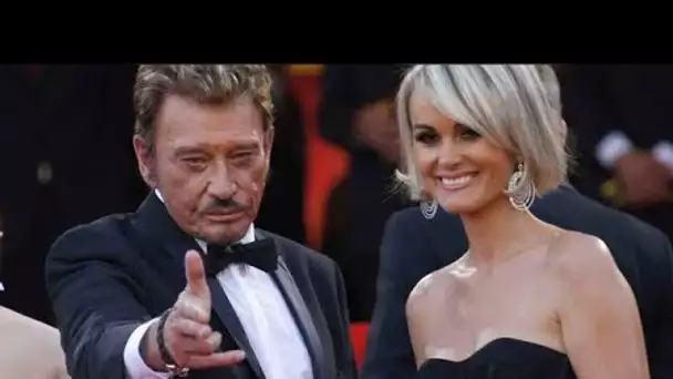 “Je l’ai sauvé”, quand Laeticia Hallyday exerçait sa pression sur Johnny