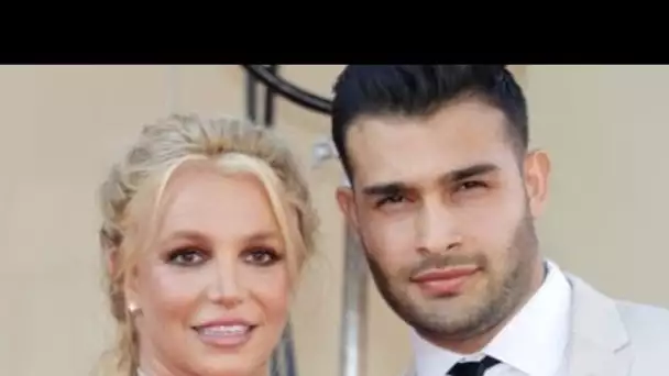 Britney Spears : pourquoi sa photo avec Sam Asghari choque les internautes