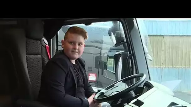 Marius conducteur de camion à 9 ans