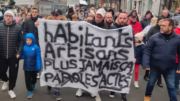 Pas-de-Calais : manifestation dans les rues de Blendecques pour réclamer des travaux d’urgence ap…