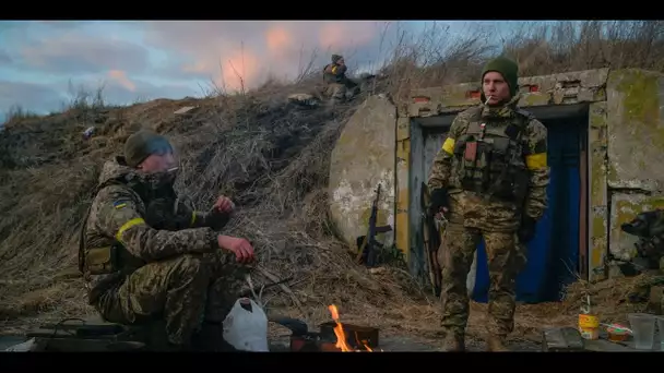 Les Ukrainiens se barricadent et se préparent à la résistance