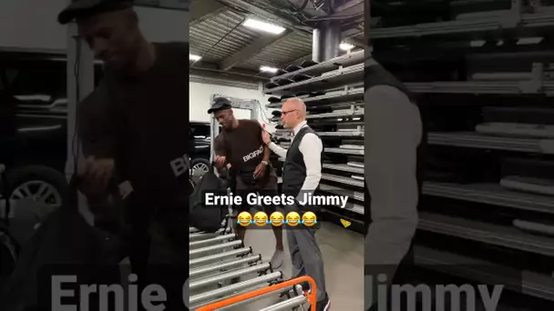 “He knows who I am” - Ernie Johnson & Jimmy Butler share a moment before Game 2! 😂😂| #Shorts