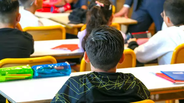 Fermetures de classes : "On se sent en danger", les parents d'élèves et enseignants ne cachent pa…