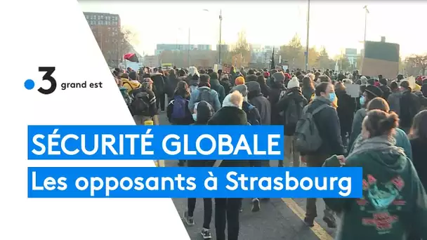 Loi sécurité globale : les opposants dans la rue à Strasbourg