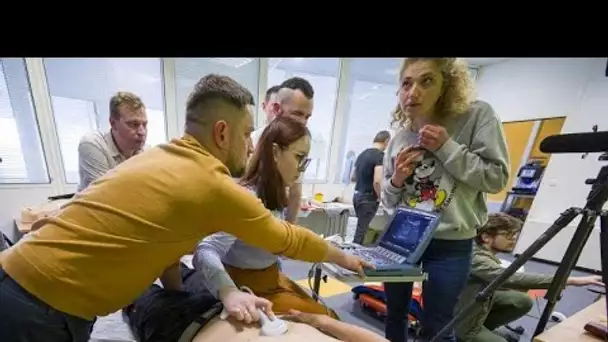 Des soignants ukrainiens se forment en France à la médecine de guerre