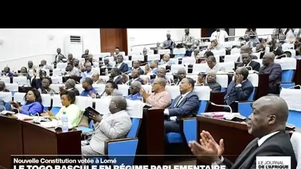 Une nouvelle constitution fait basculer le Togo en régime parlementaire • FRANCE 24