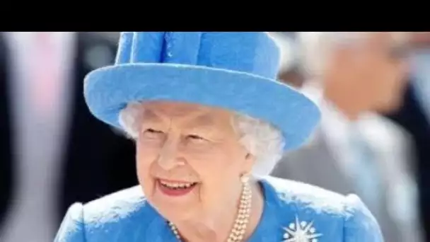 La reine reçoit un hommage époustouflant à la bien-aimée Epsom, rappel permanent de sa passion