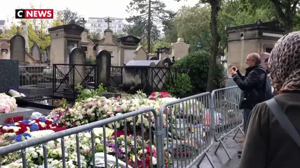 Des anonymes rendent un dernier hommage à Jacques Chirac au cimetière du Montparnasse