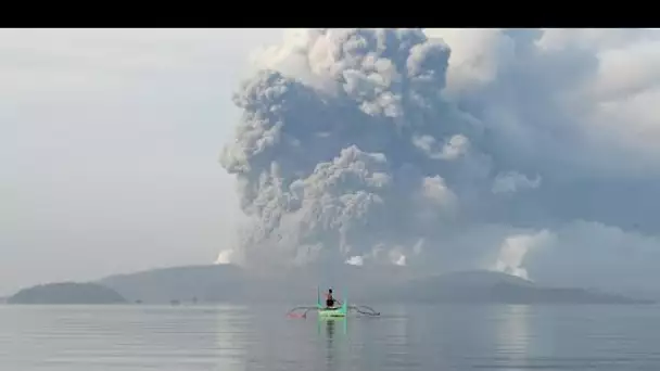 Les Philippines en état d'alerte après le réveil du volcan Taal