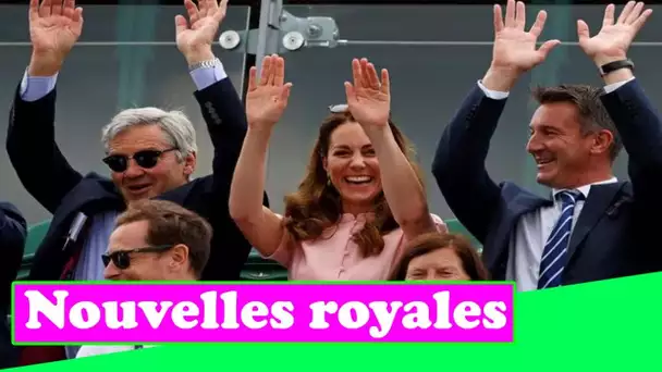 Kate Middleton se joint à la vague mexicaine alors qu'elle regarde la finale du simple messieurs de