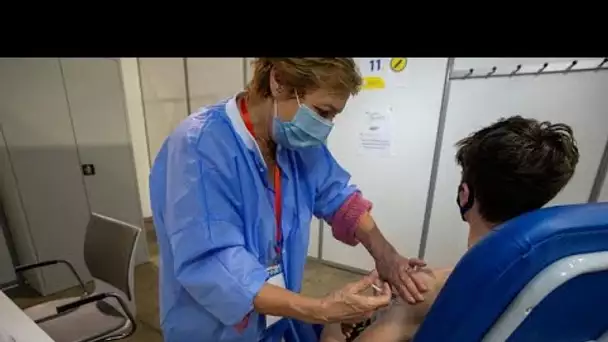 Les campagnes de vaccination en Europe contre le covid-19 se tournent vers les adolescents