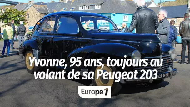 Yvonne, 95 ans, toujours au volant de sa Peugeot 203