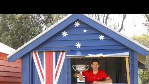 Australie: Novak Djokovic obtient un sursis à son expulsion