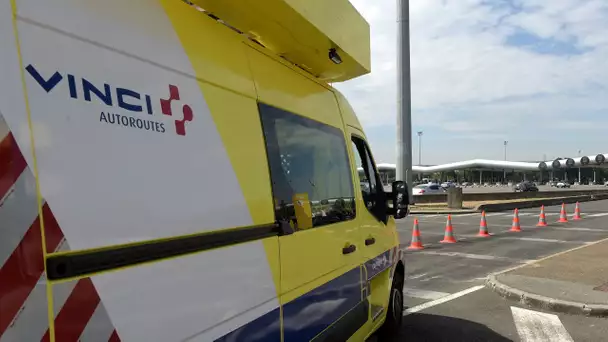 «Ca fait peur» : le long de l'A8, des fourgons jaunes accidentés s'exposent pour encourager une p…