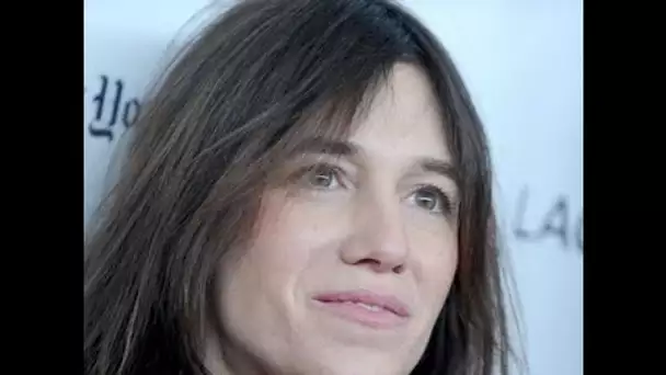 PHOTO – Charlotte Gainsbourg dévoile un cliché de sa fille Alice au top du glamour