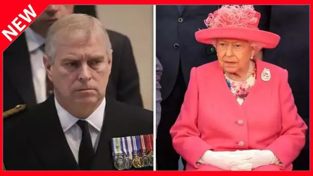 ✅  Elizabeth II et le prince Andrew : leurs retrouvailles tendues au mariage de Beatrice