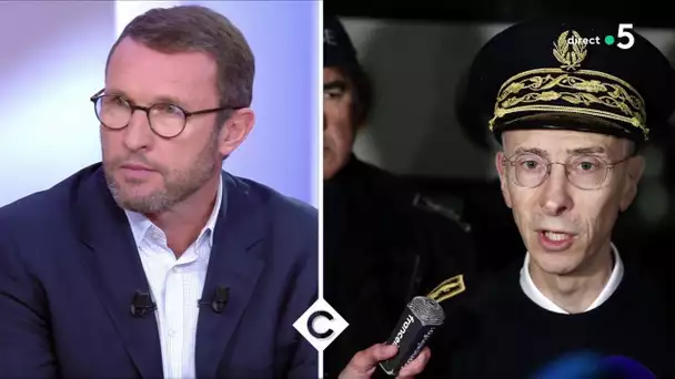 Il dénonce la haine des flics - C à Vous - 19/11/2019