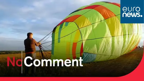 Festival de montgolfières dans le ciel russe