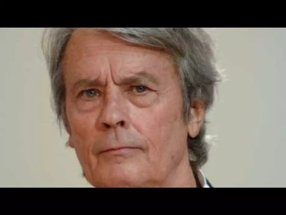 Il Faut Savoir Mentir En Amour Alain Delon Se Confie Sur Ses Relations Avec Allo Trends