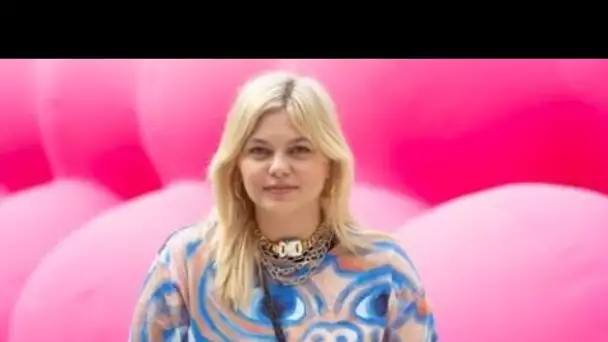 Louane « écœurée » : la chanteuse pousse un gros coup de gueule contre la loi...