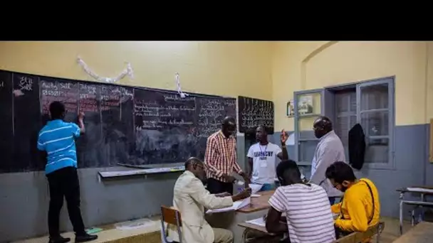 Présidentielle au Sénégal : le pays dans l'attente des résultats