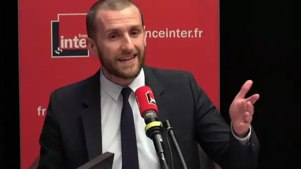 Il faut être plus ferme avec ces sales gilets jaunes - La chronique de Pablo Mira