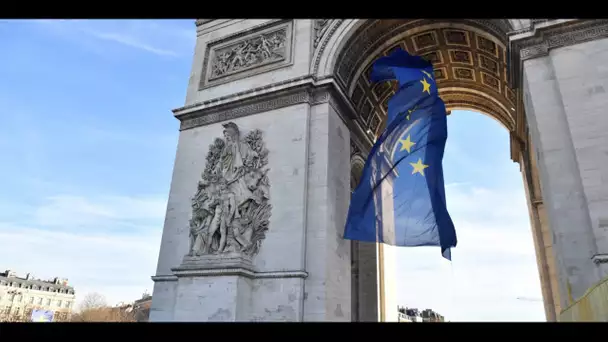 Drapeau européen sous l'Arc de Triomphe : une polémique qui en éclipse une autre ?