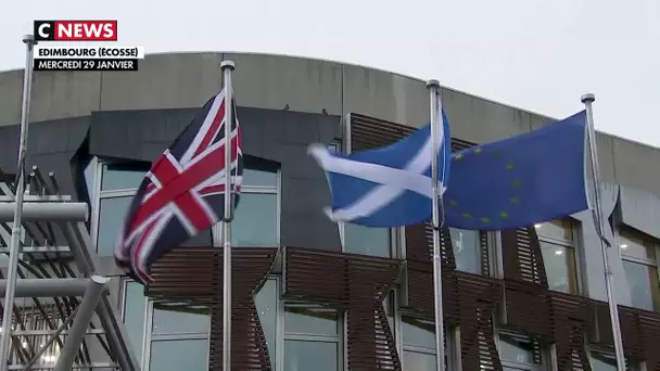 Ecosse : les députés écossais décident de laisser flotter le drapeau européen