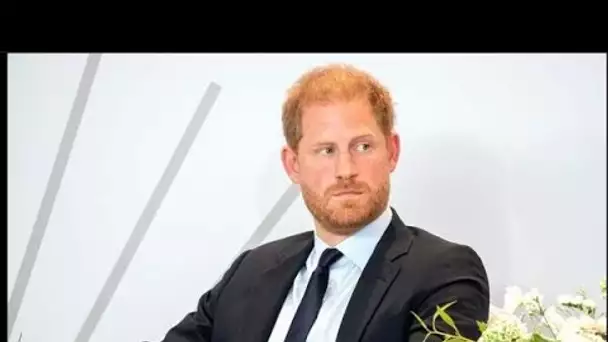 Un ami proche de la reine partage un commentaire effrayant sur le prince Harry de la part d'un haut