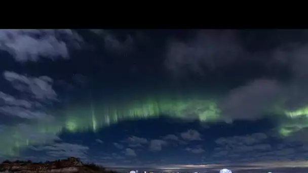 Le ciel de Saint-Pétersbourg offre un spectacle grandiose : des aurores boréales