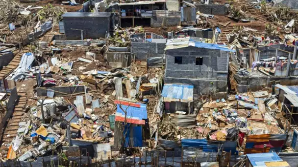 Mayotte : dérogations aux règles d'urbanisme, mesures sociales temporaires... Ce que contient le p