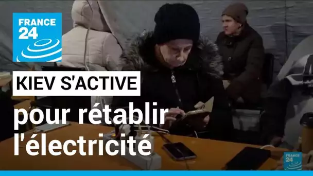 Kiev s'active pour rétablir l'électricité, des millions d'Ukrainiens privés d'eau courante