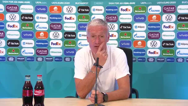 🇫🇷🗨️  Deschamps : "La défense à trois est une option"