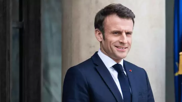 IVG dans la Constitution : pourquoi Emmanuel Macron souhaite passer par le Parlement