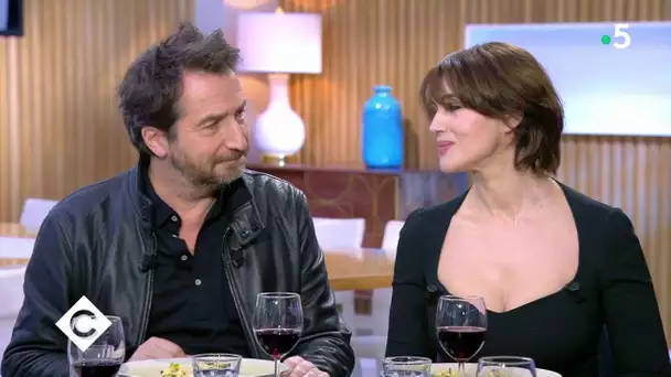 Au dîner avec Monica Bellucci et Édouard Baer ! - C à Vous - 05/12/2019